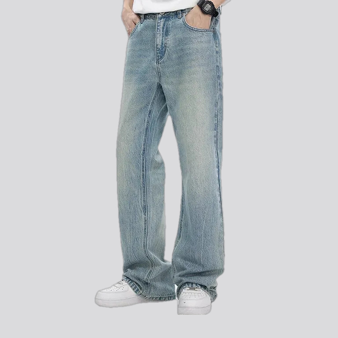 Roomy sanded men's jeans