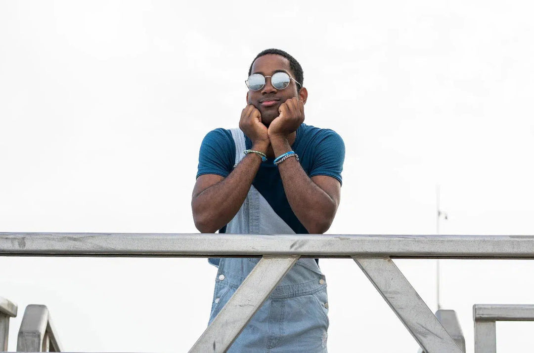 Look Sharp with the Perfect Fit of Men's Denim Overalls