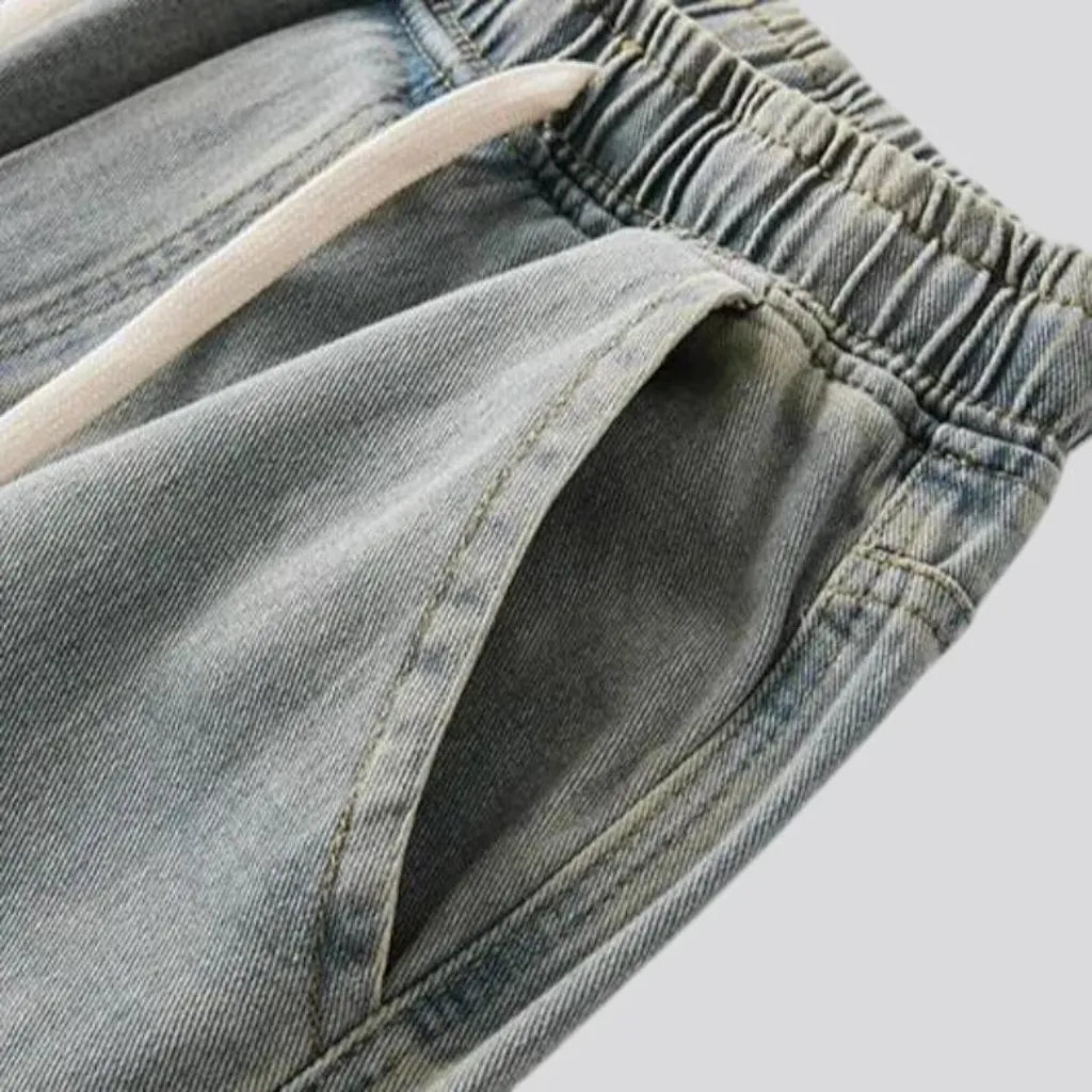 Fashionable light retro men's denim joggers