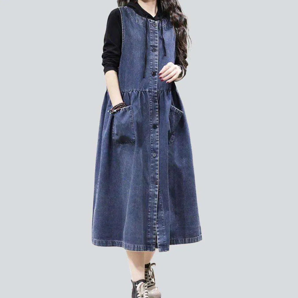 Sleeveless buttoned long denim dress