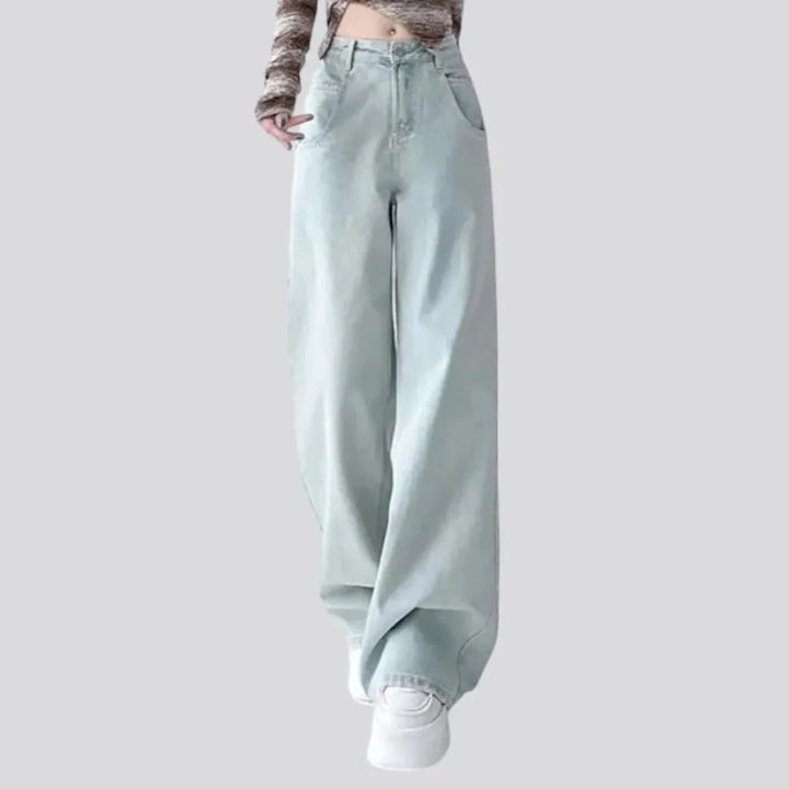 Baggy 90s jeans
 for women