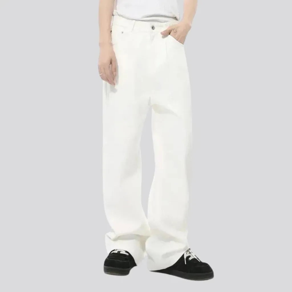 Monochrome straight cut fashion men's jeans