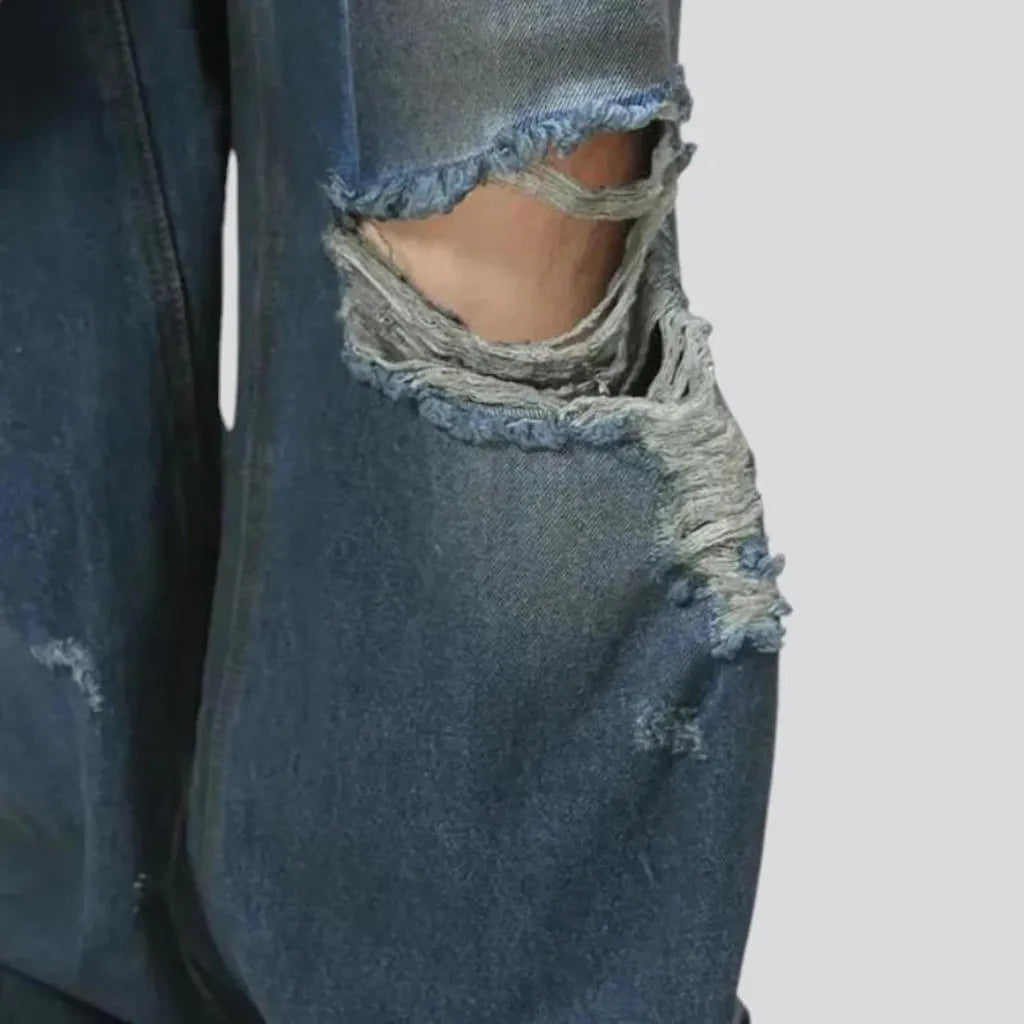 Distressed men's jeans