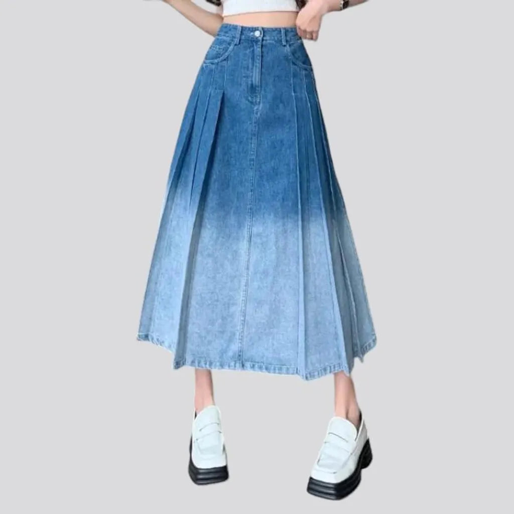 Fit-and-flare contrast denim skirt