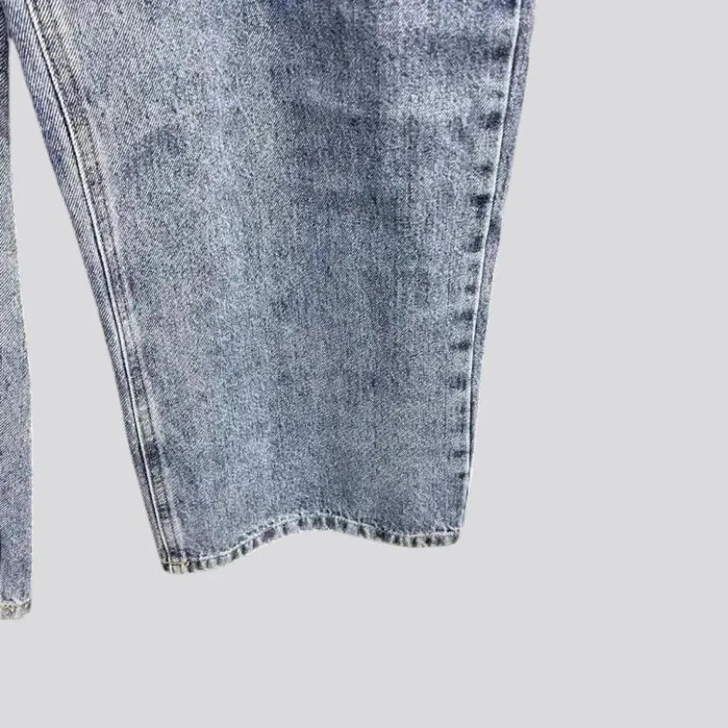 Light vintage style women's jeans