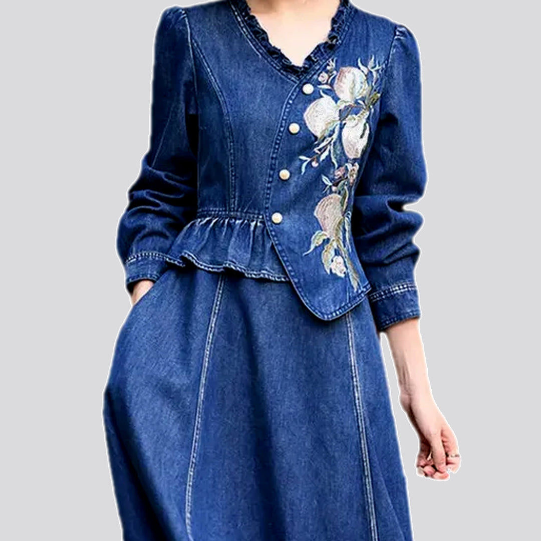 Maxi embroidered bell-shaped jean dress