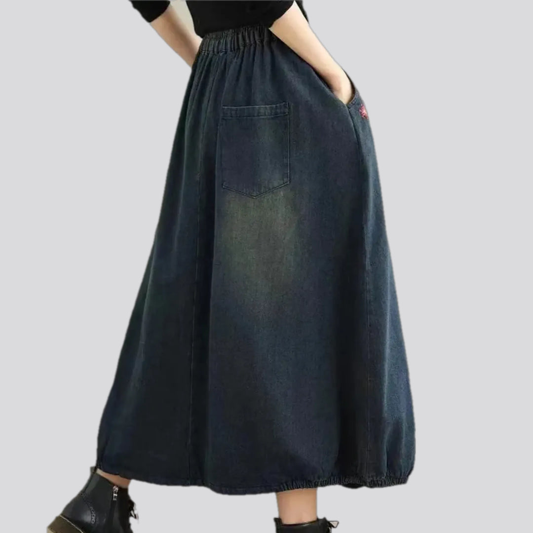 High-rise balloon dark stonewashed jeans skirt