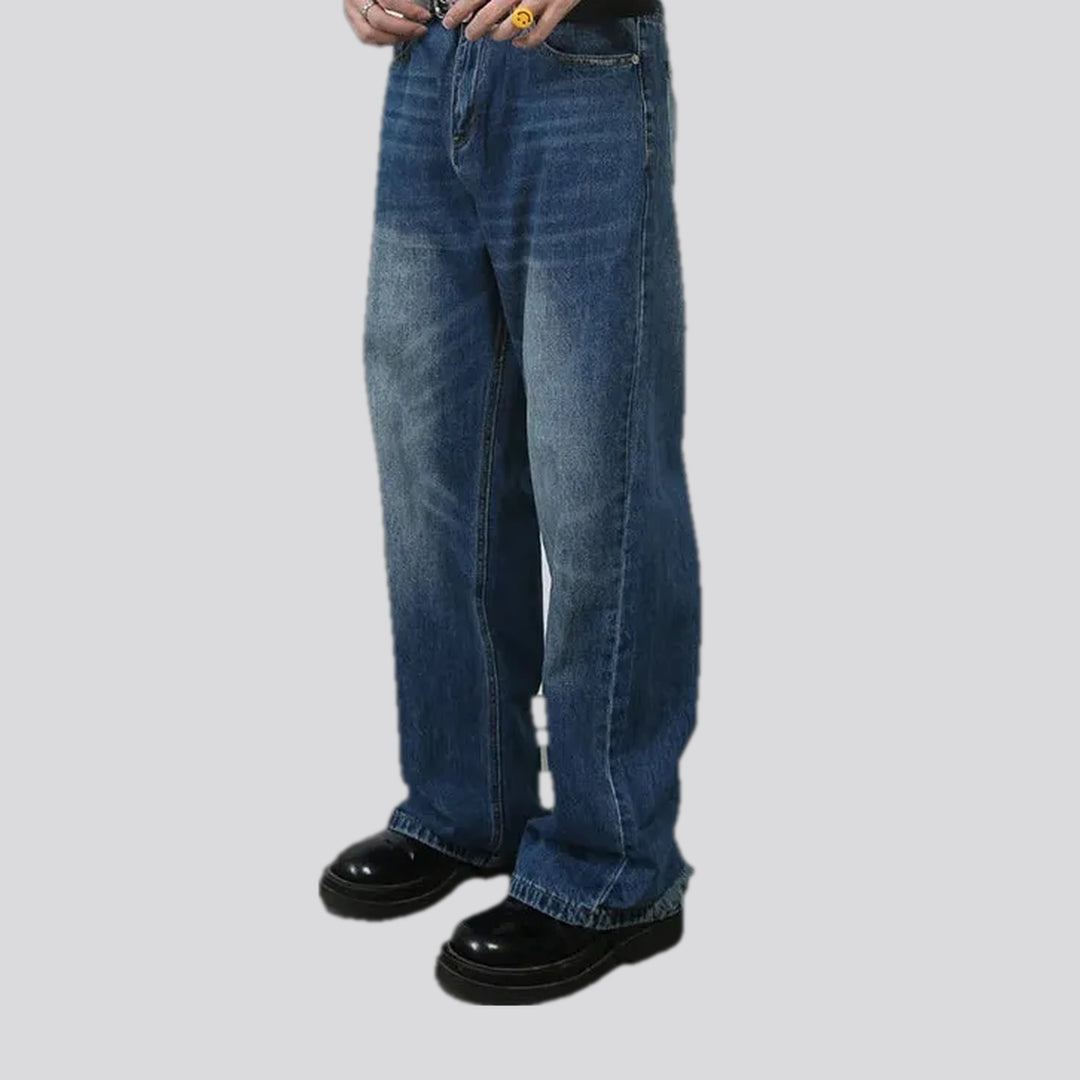 Comfortable wide fit smoothed men's jeans