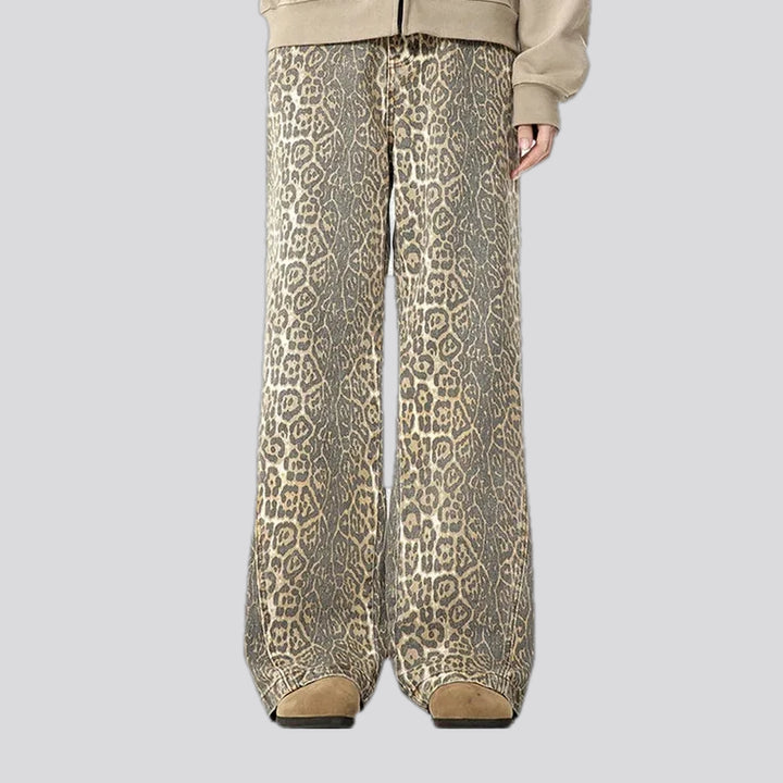 Fashionable mid-rise animal denim pants