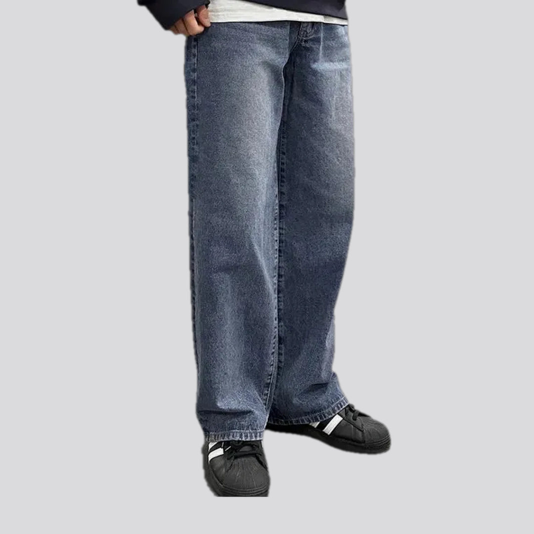 Mid rise average fit slouchy jeans for men