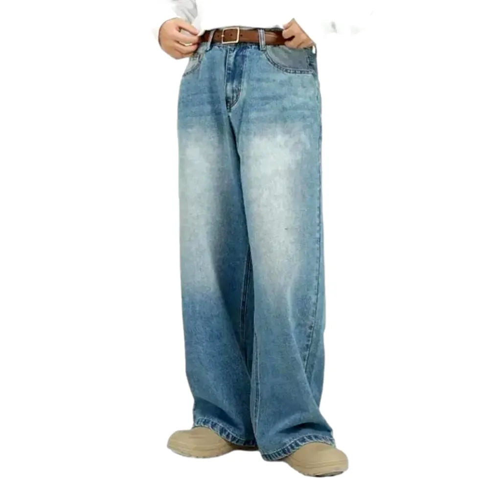 90s men's light-wash jeans