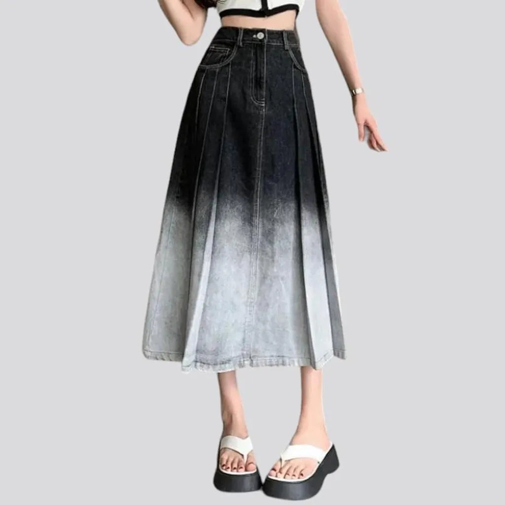 Fit-and-flare contrast denim skirt