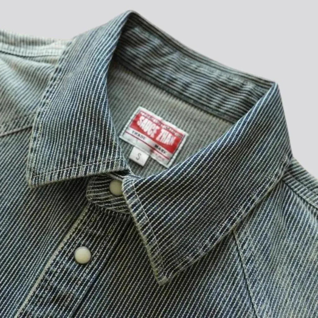 Medium length cowboy style denim shirt for men