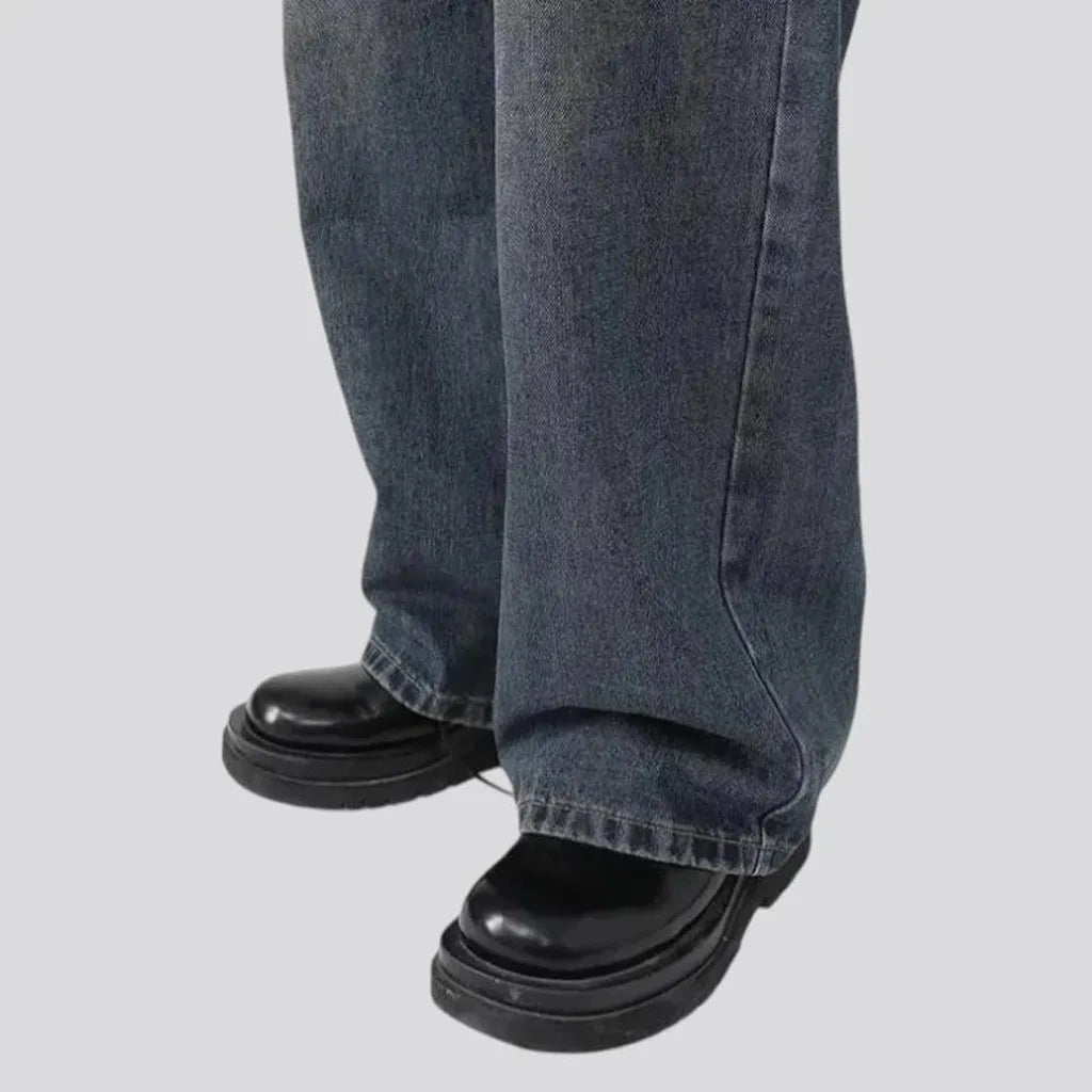 Mid rise baggy-fit men's jeans