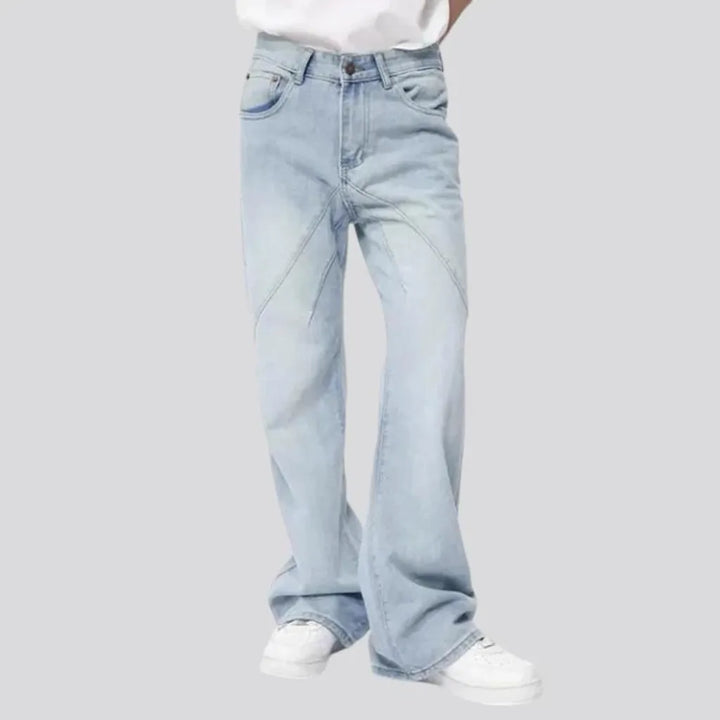 Light wash baggy men's jeans