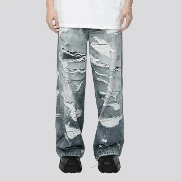 Distressed baggy style jeans for men