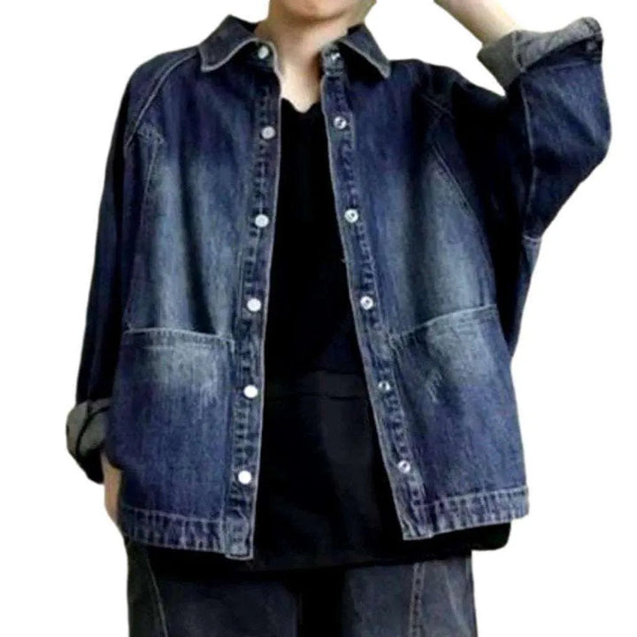 Roomy pocket women's denim jacket