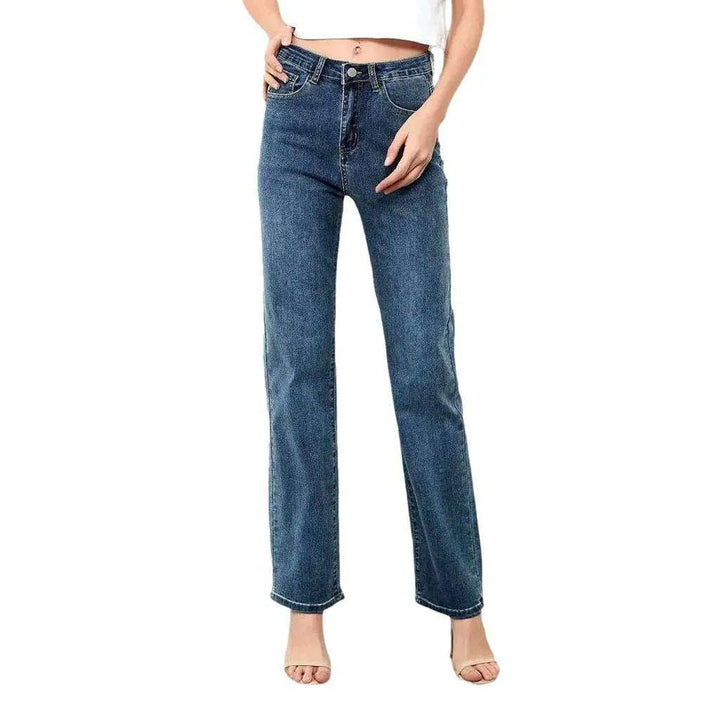 Stylish straight jeans for women